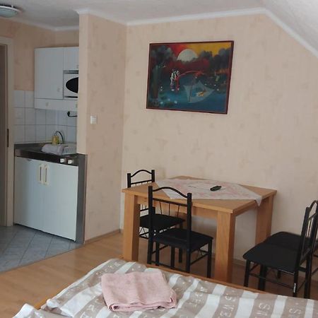 David Apartman Дьюла Екстер'єр фото