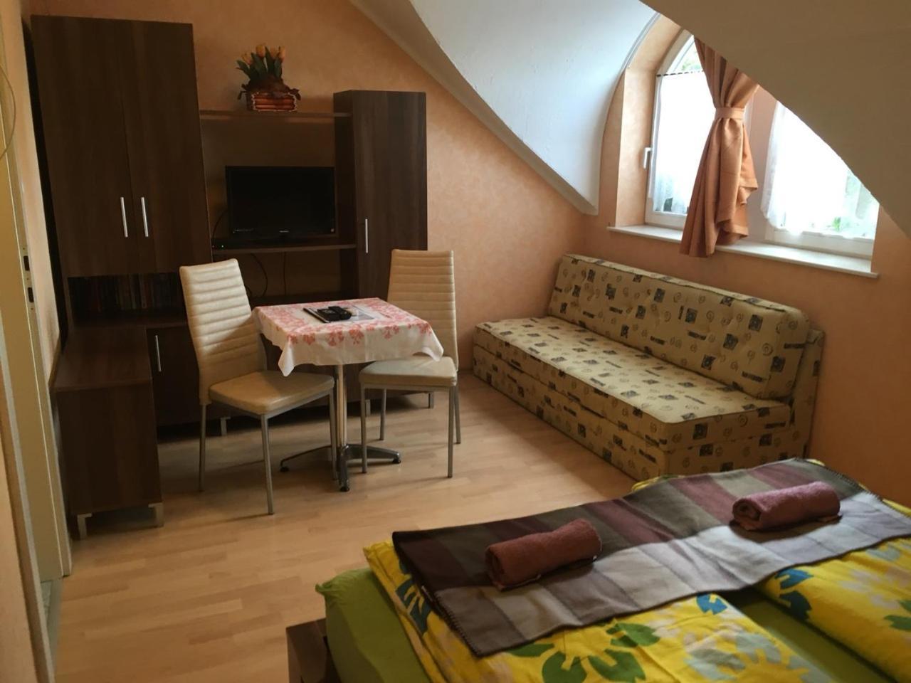 David Apartman Дьюла Екстер'єр фото