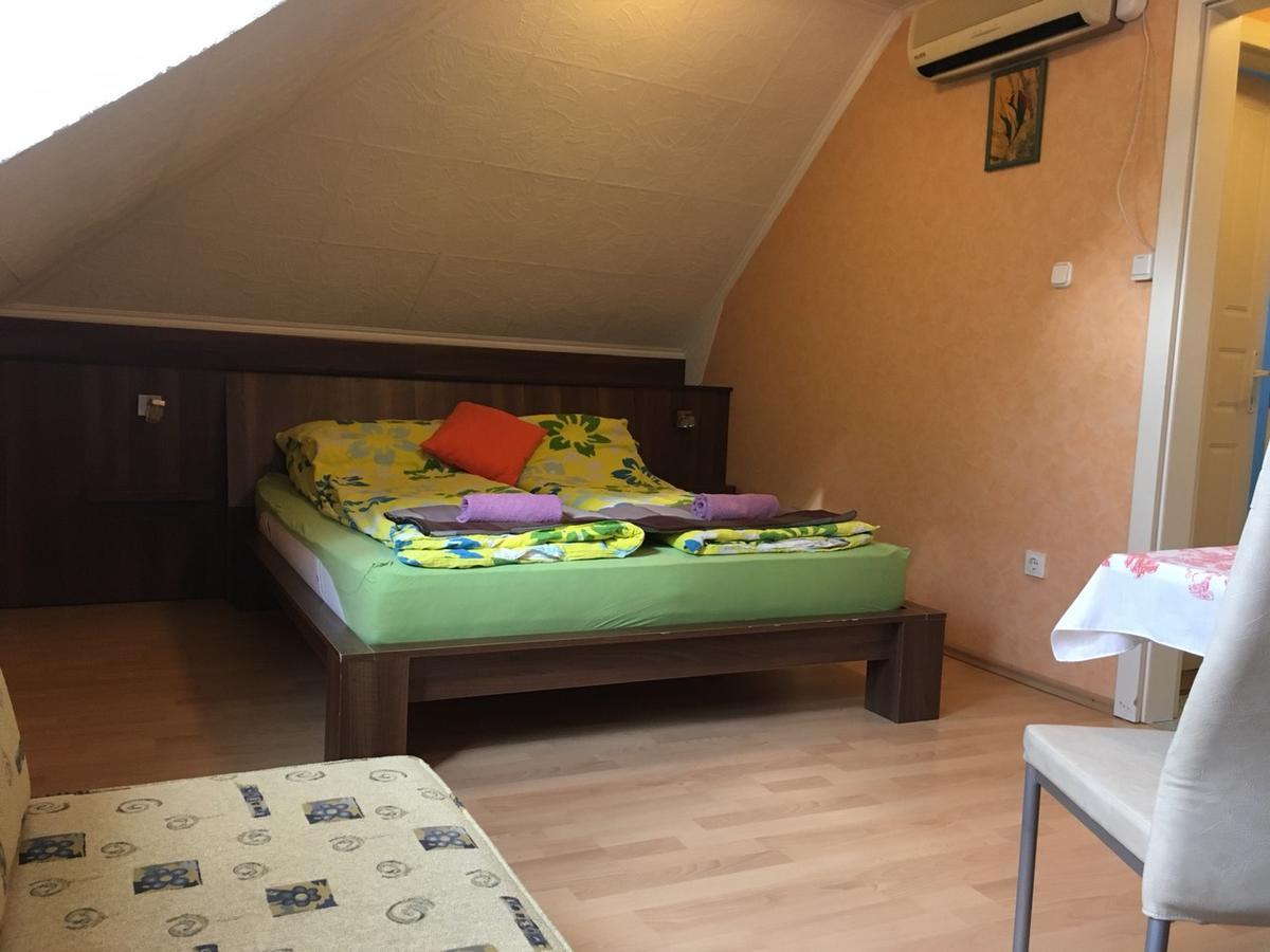 David Apartman Дьюла Екстер'єр фото